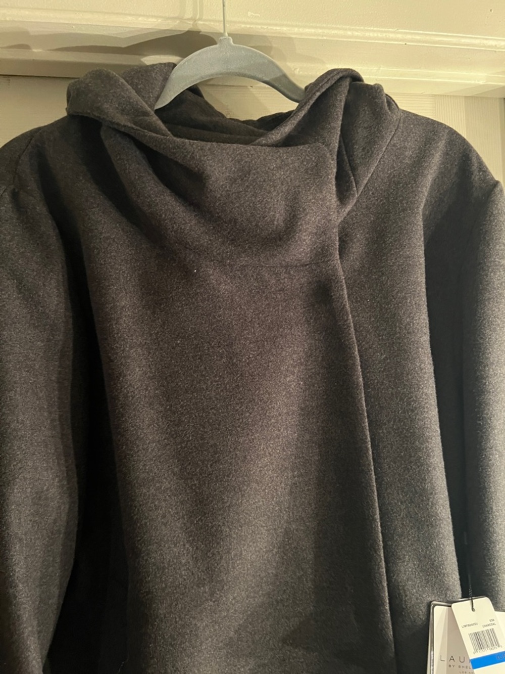 Lauren Ralph Lauren Black Hooded Jacket with Faux Fur Cuffs - Picture 3 of 5